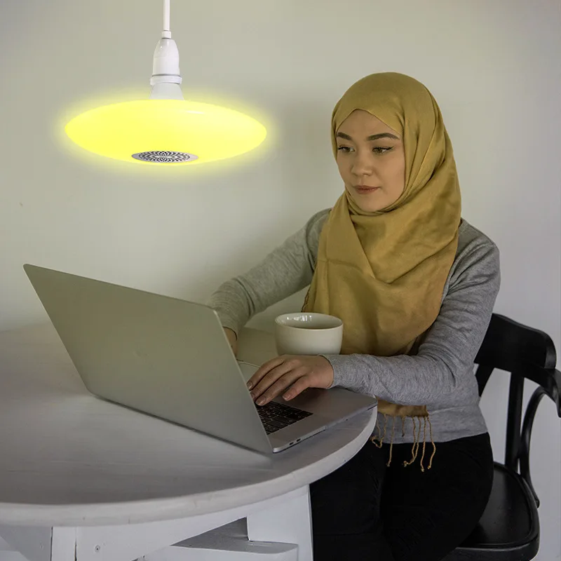 مشغل القرآن الكريم سمّاعات بلوتوث هدية إسلامية للمسلمين MP3 محمول مع جهاز تحكم عن بعد E27 مصباح ليد مكبر صوت القرآن الكريم دروبشيبينغ