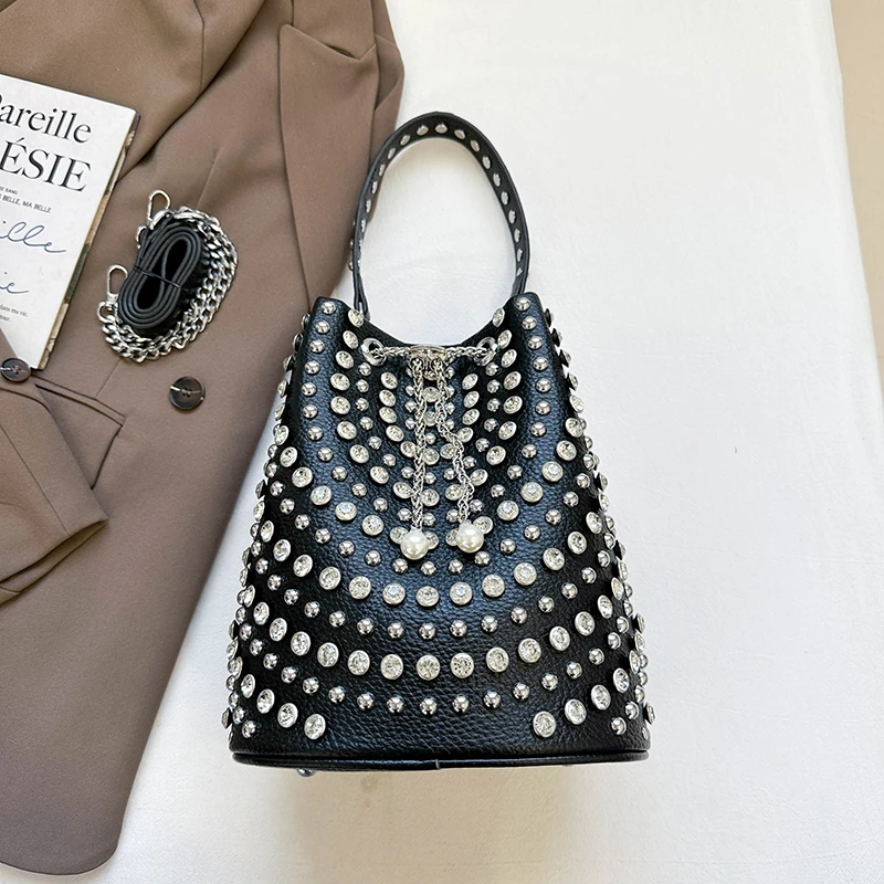 المرأة برشام حقيبة أزياء العلامة التجارية تصميم ضوء الفاخرة عالية الجودة جلدية الشارع بارد التنقل تنوعا دلو حقيبة يد