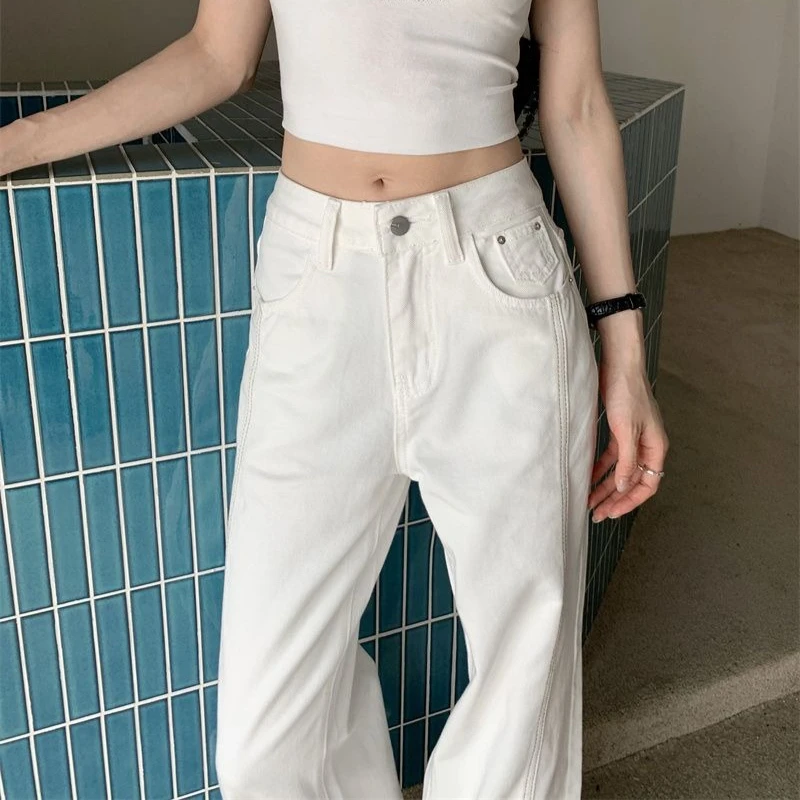 Modische Damen-Jeans mit weitem Bein, Sommer-Jeans mit lockerer Passform und stilvollen Details, lässt Sie herausstehen, hoch taillierte Jeans mit weitem Bein