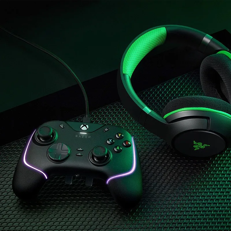 TLCRETE Original Razer Wolverine V2 Chroma - Fully Customisable Series X|S Controller with RGB Lighting