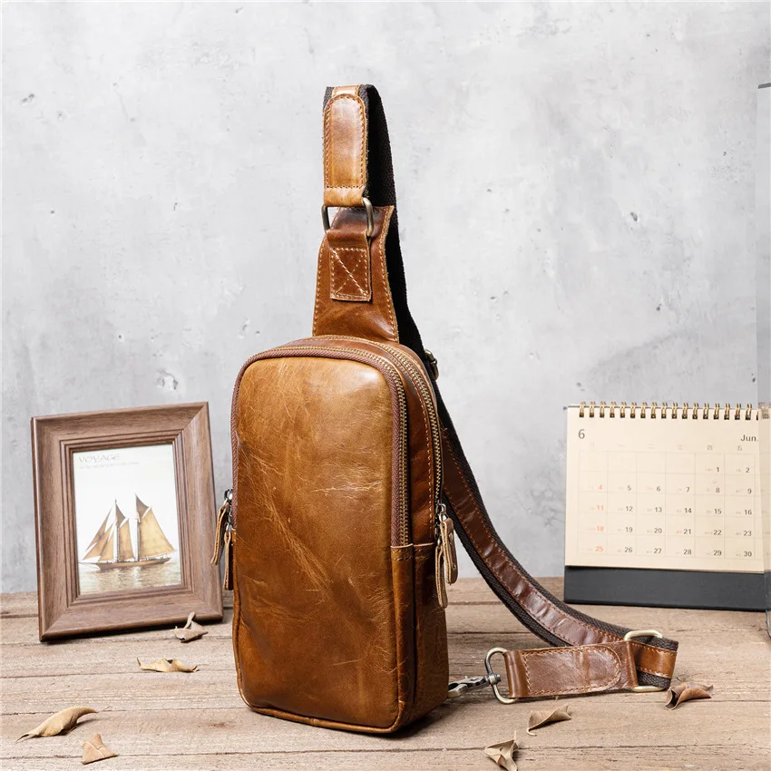 1611 Men's Casual Retro Cowhide Chest Bag, Genuine Leather Top Layer Cowhide Crossbody Shoulder Bag