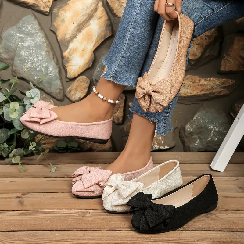 

2025 Flat Round Toe Shallow Bow Spring and Autumn Versatile New Soft Sole Single Shoes for Women