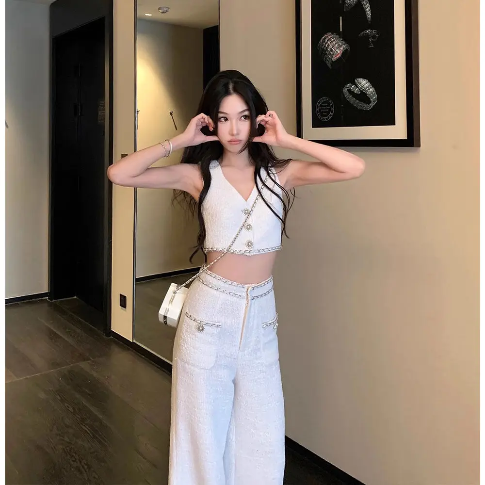 

Shpmishal Summer New Sleeveless Suspender Top Light Luxury Vest Platinum Chain Pants Casual Two-piece Set Female Clothing