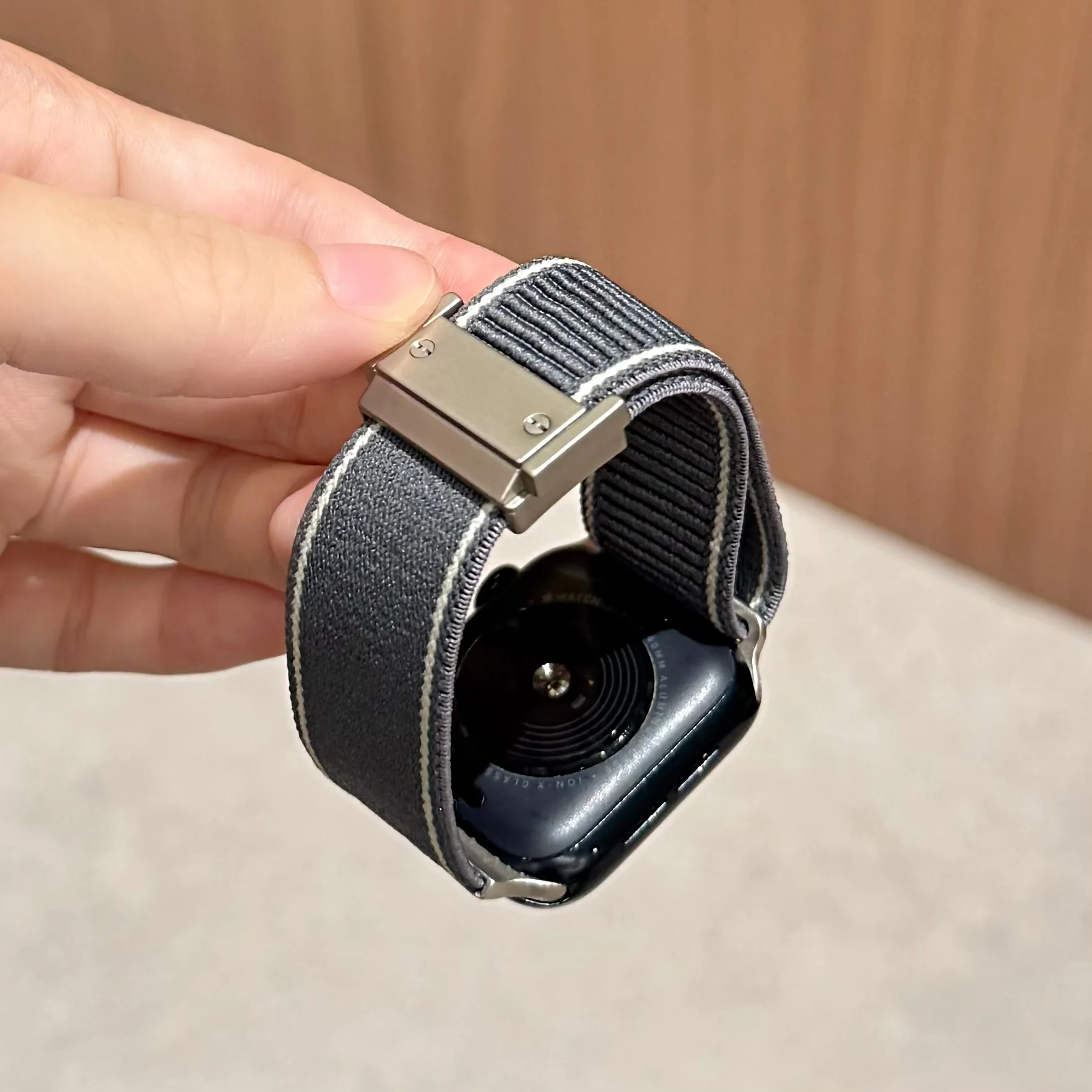 Edge-Woven Nylon Magnetic Buckle Strap, Suitable for Apple Watch 38/40/41/42/44/45/49mm, Soft Material Suitable for iWatch Series 11/9/8/7/6/5/4/3Se, Comfortable and Breathable Smart Watch Strap