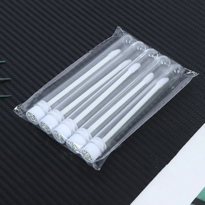 Wholesale 50-piece lip brush set suitable for applying lipstick reusable lip applicators, disposable lip sticks and lip smudgers