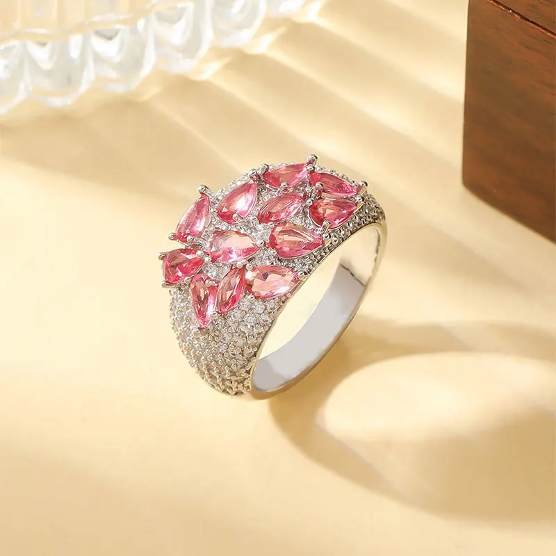 

Vintage Pigeon Blood Red Gemstone Ring Royal European Style Jewelry Adjustable Statement Gifts for Women