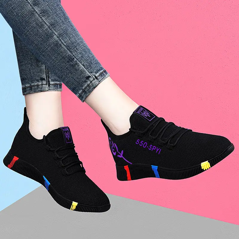 Zapatos de caminar para mujer, zapatillas antideslizantes de suela suave, zapatos de red transpirables, zapatillas casuales de moda, zapatos Kawaii femeninos ligeros