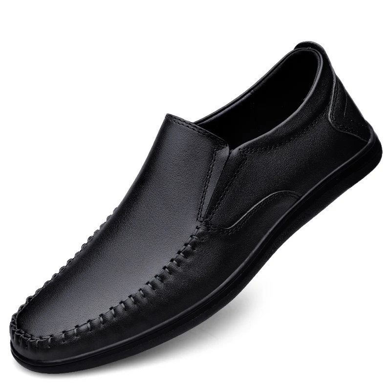 

The 2025 new men's fashionable casual leather shoes are soft, lightweight and comfortable, made of handcrafted cowhide