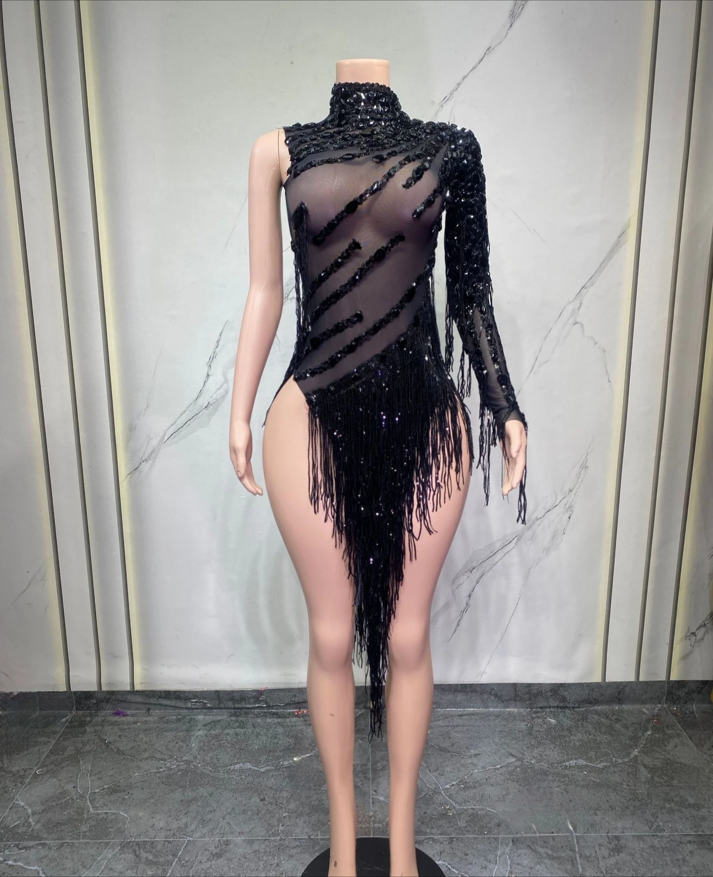 

Women One Shoulder Latin Dance Outfits Bars Nightclub Party Stage Costume New Sparkly Rhinestones Tassel Sexy See-Through Dress