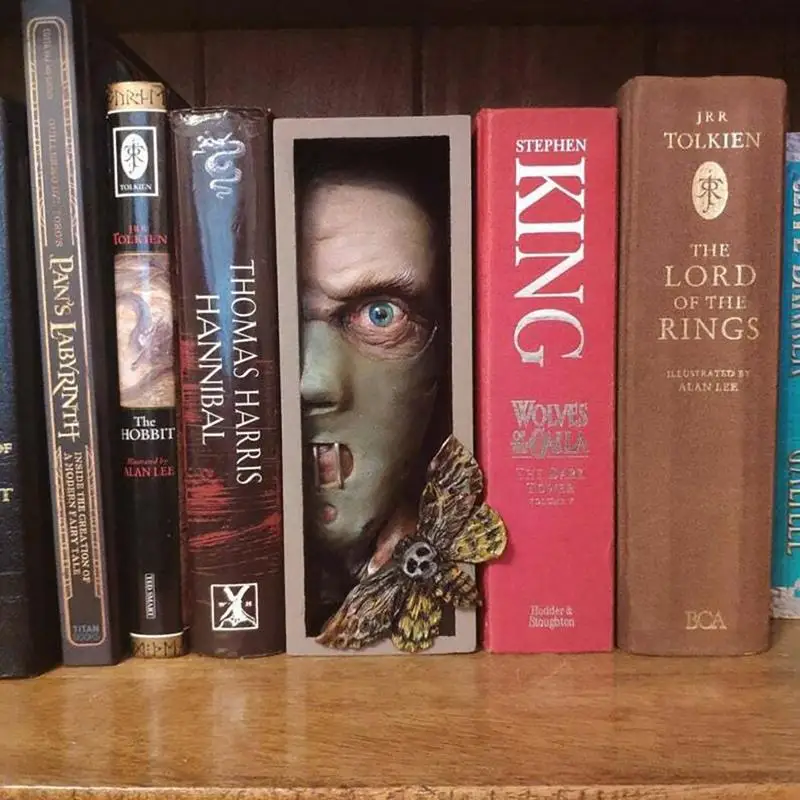 Bookshelf Human Face Peeping On Bookshelf Monsters Face Terror Style Bookstand Sculpture Resin Decor Collecting Albums Bookshelf