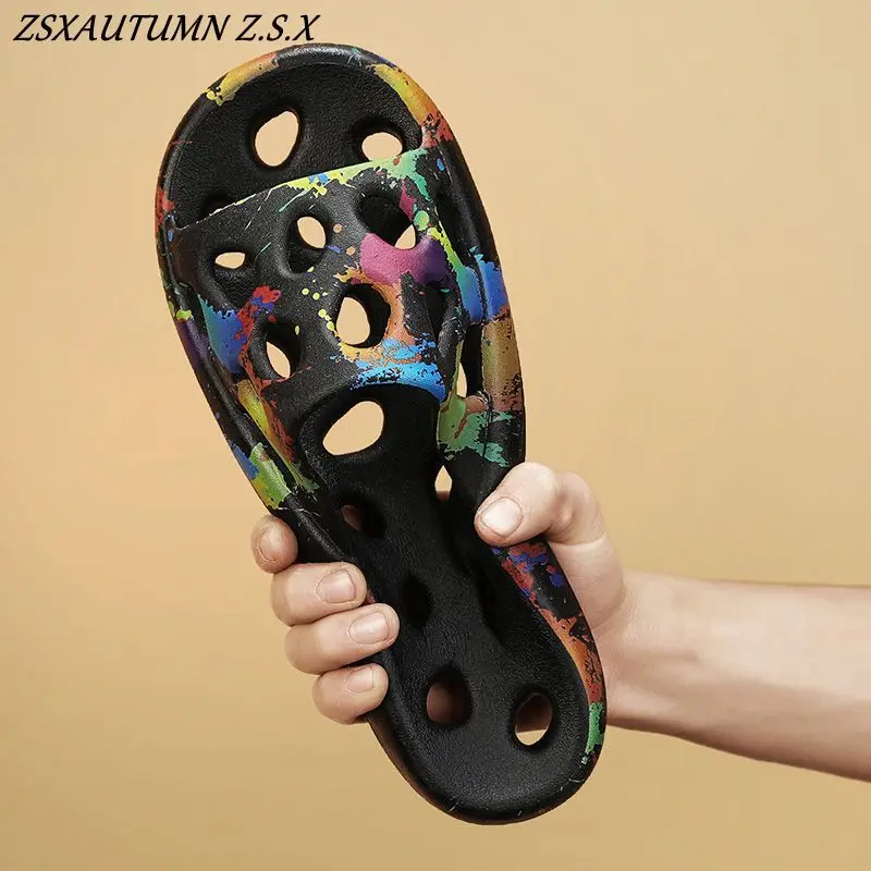 

2025 модные красочные тапочки, мужские летние банные тапочки с мягкой подошвой, легкие тапочки на мягкой подошве, мужская домашняя обувь