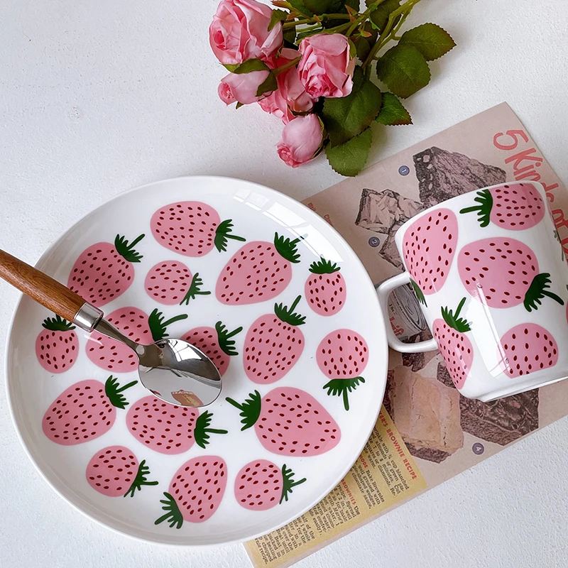 

Nordic Powder Strawberry Grain Holding A Ceramic Mug Breakfast Plate Rice Bowl Salad Bowl Teacup Kitchen Tableware Set