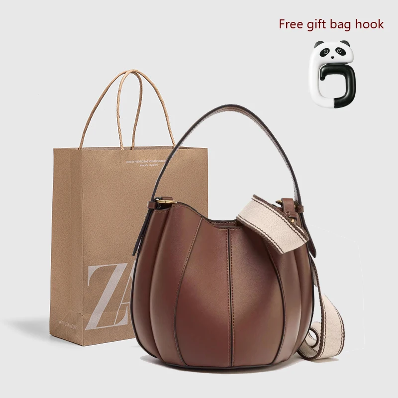 

Retro Stitched Panel Drawstring Bucket Women Leather Large Capacity Pumpkin Shape Shoulder Ladies Crossbody Bag with bag hook
