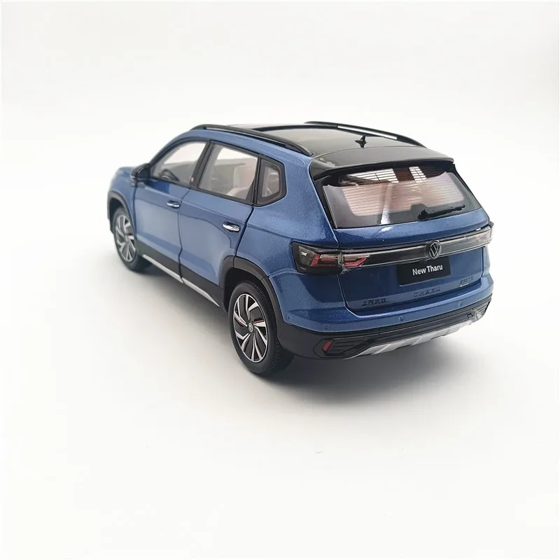 1:18 Scale New Tharu Alloy Car Model Ornaments