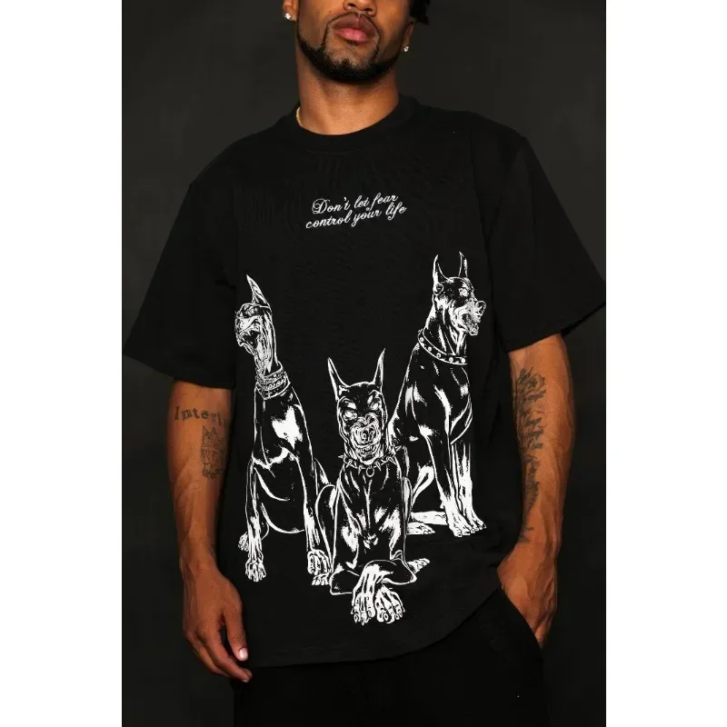 شخصية Y2k تي شيرت قطني كبير الحجم برقبة دائرية وأكمام قصيرة تي شيرت فضفاض برقبة دائرية وأكمام قصيرة للرجال الأوروبيين