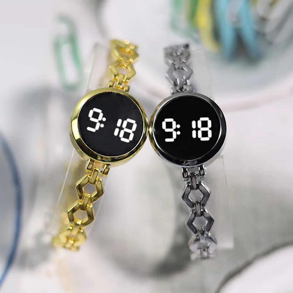 Small Chain Ladies Watch with Durable Metal Strap Wrist Watches for Women Lady