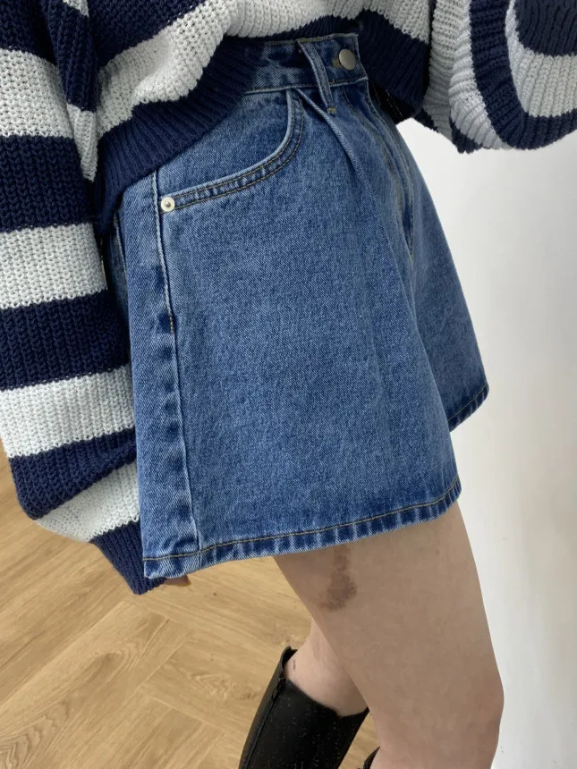 Jeans in denim a pieghe a gamba larga a vita alta Pantaloni caldi alla moda da donna vintage Waed Loose Slim A-Line svasati