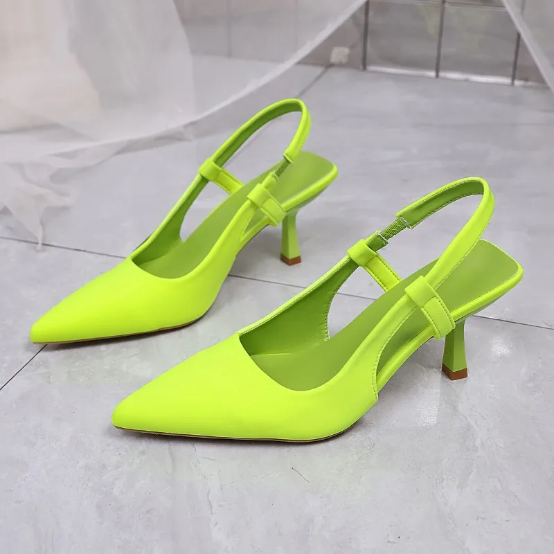 خنجر المرأة حذا فردي للسيدات 2025 ربيع جديد الأزرق أشار تو حذا فردي للسيدات رحلة الظهر حزام ملفوفة تو الصنادل