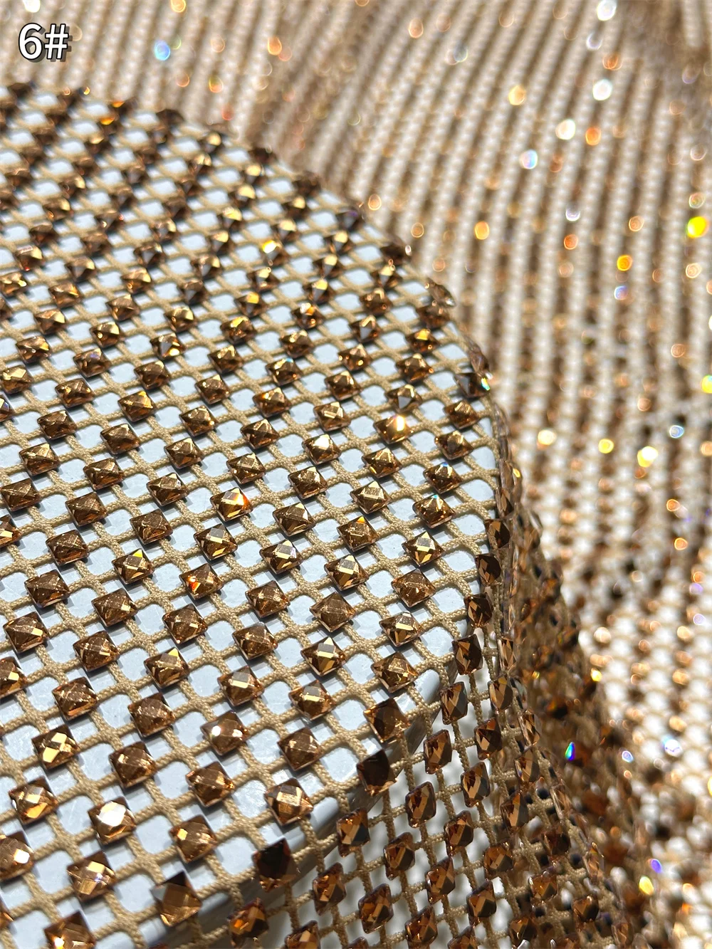 

2026 Latest Luxury Water Diamond Head Mesh Fabric High-end Sparkling Embellishment Suitable for Women's Party Evening Dresses