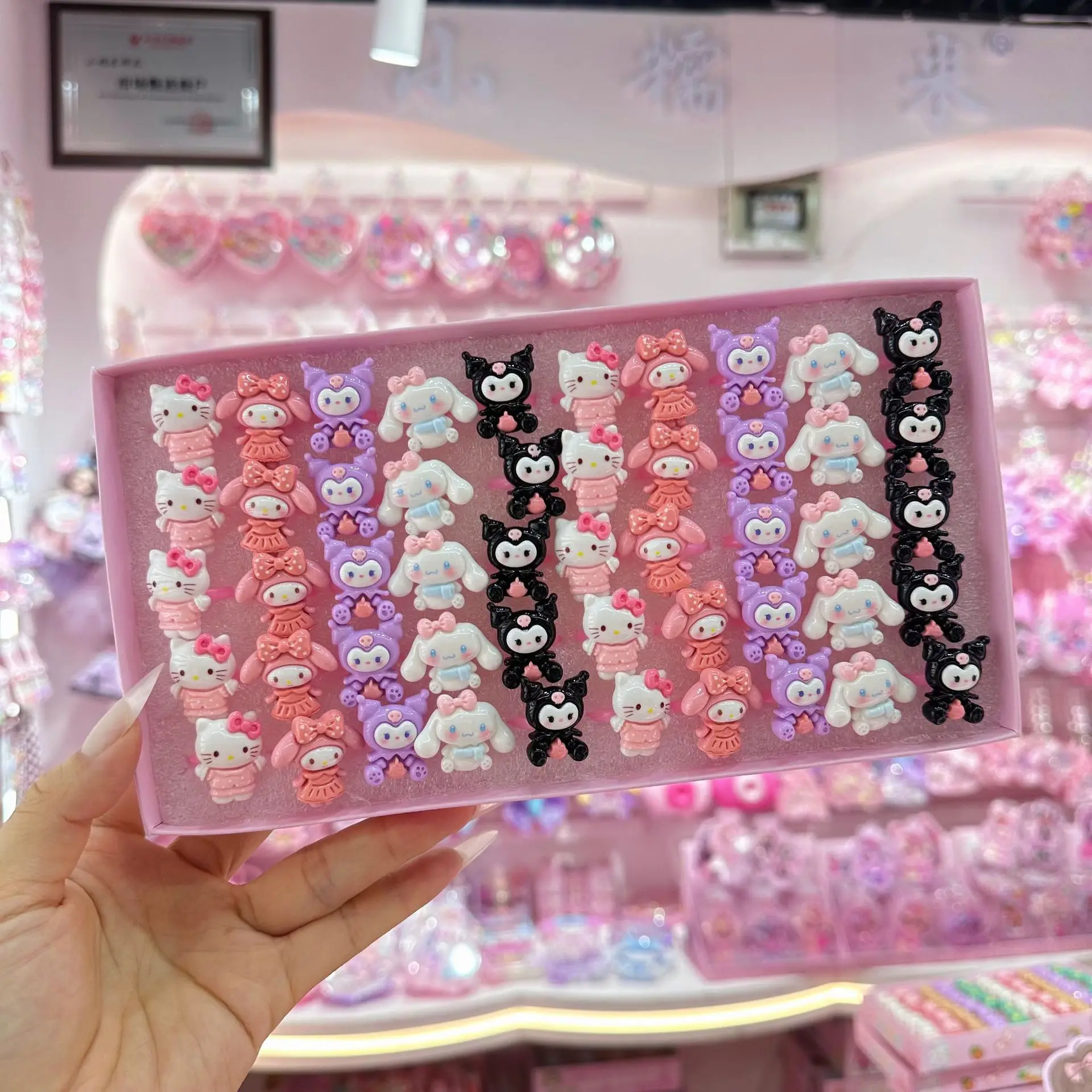 

50Pcs Sanrio Children Plastic Ring Kawaii Hello Kitty Y2K Cinnamoroll Kuromi Cute Cartoon Girls Accessory Jewelry Party Gift