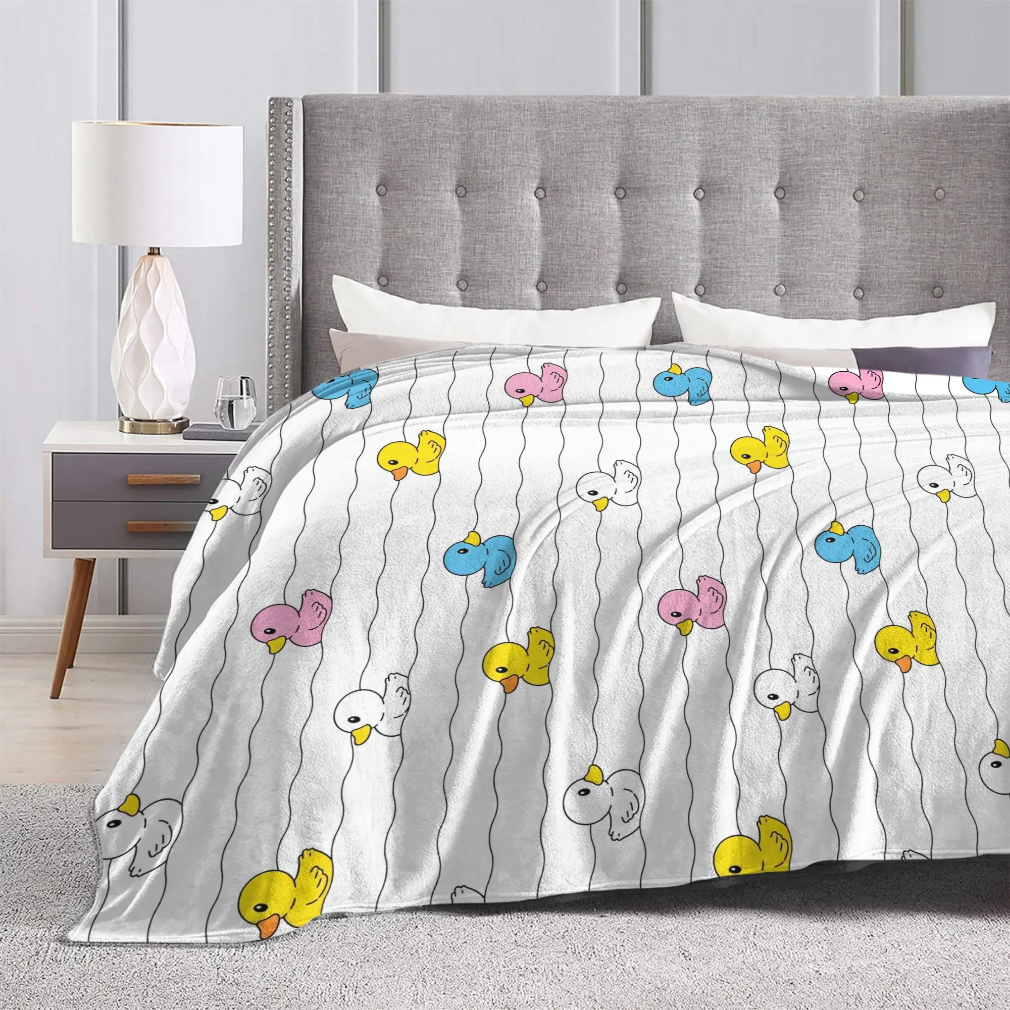 Cute Duck Cartoon Blanket  Fleece Novelty Warm Throw Blankets for Bed Sofa Summer