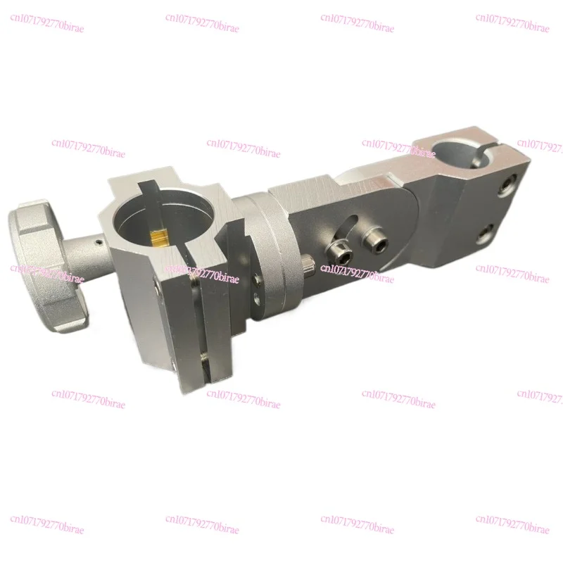 

Приспособление для станка для прямой резки с числовым программным управлением,