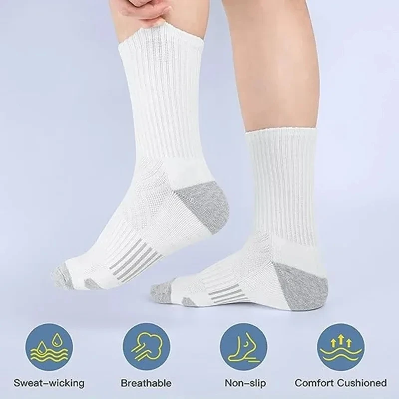 Calcetines largos de fútbol para hombre, medias transpirables, suaves, con agarre al suelo, de alta calidad, color blanco y negro, novedad de 2024,