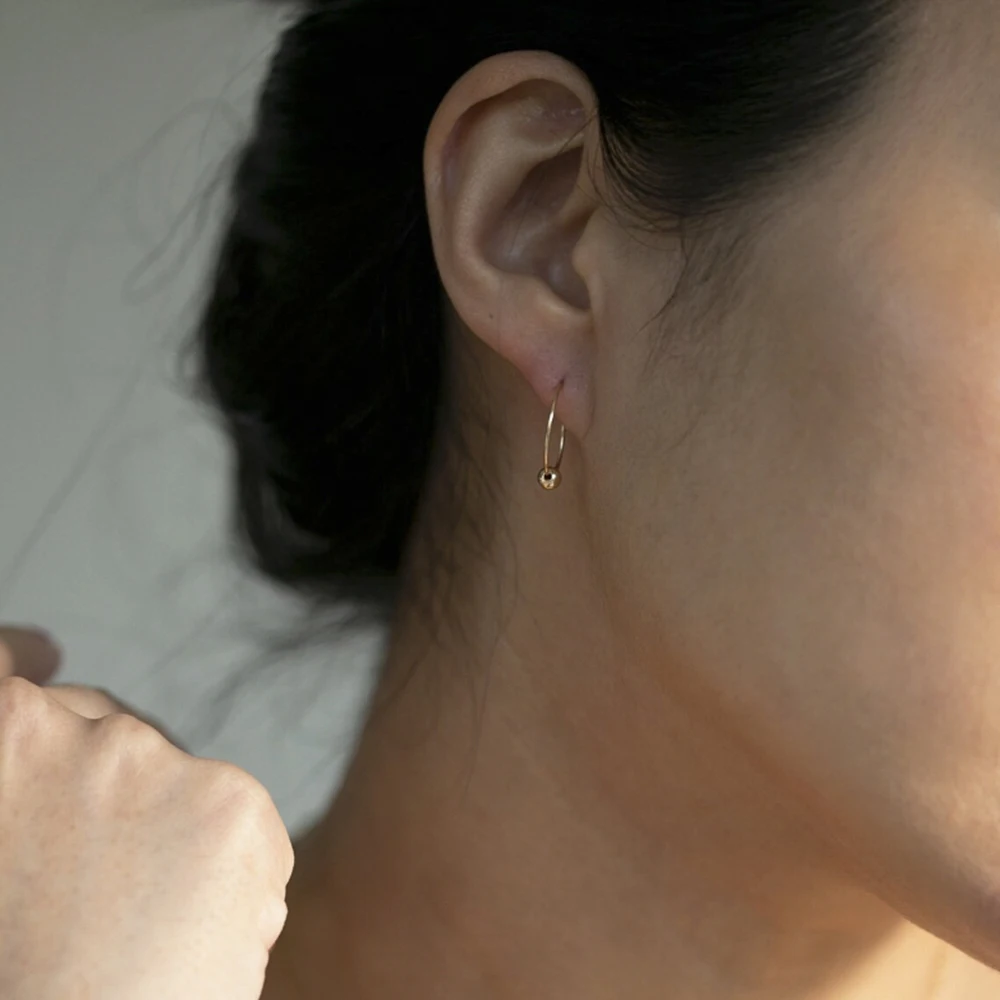 

Серьги, 14-каратное золото, обручи ручной работы 30 мм с бусинами 4 мм, простые украшения для женщин, вечерние, день рождения, повседневные подарки