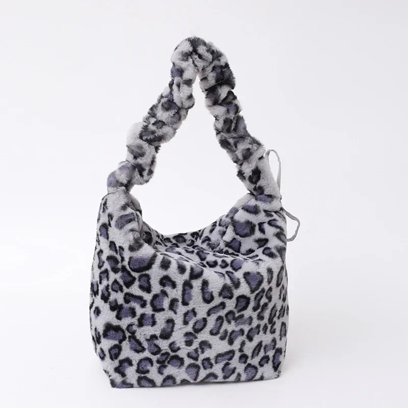 Bolso de hombro de felpa con estampado de leopardo para mujer, bandolera informal, versátil, 2024