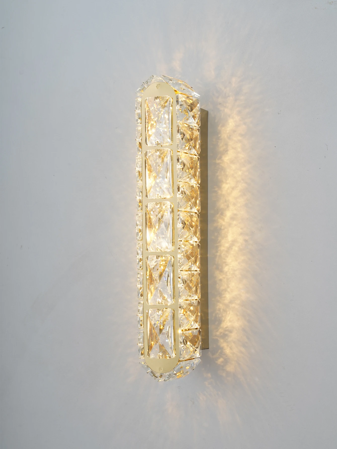 Gold/Black Stainless Steel Crystal Wall Sconce for Living Room, Bedroom Room Decoration, LED Light Source