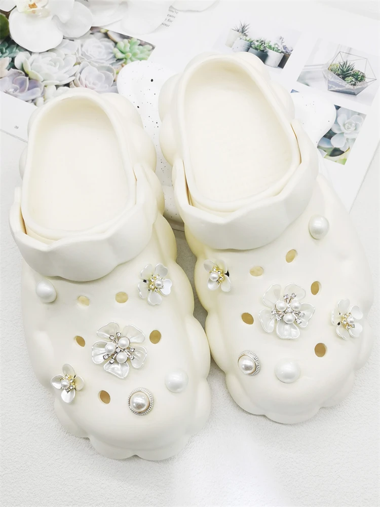 12PCS ABS Shoe Charms Buckles DIY Adorable Clog Accessories White Floral Decorations Ornaments Fit Women Sandals Halloween Gifts