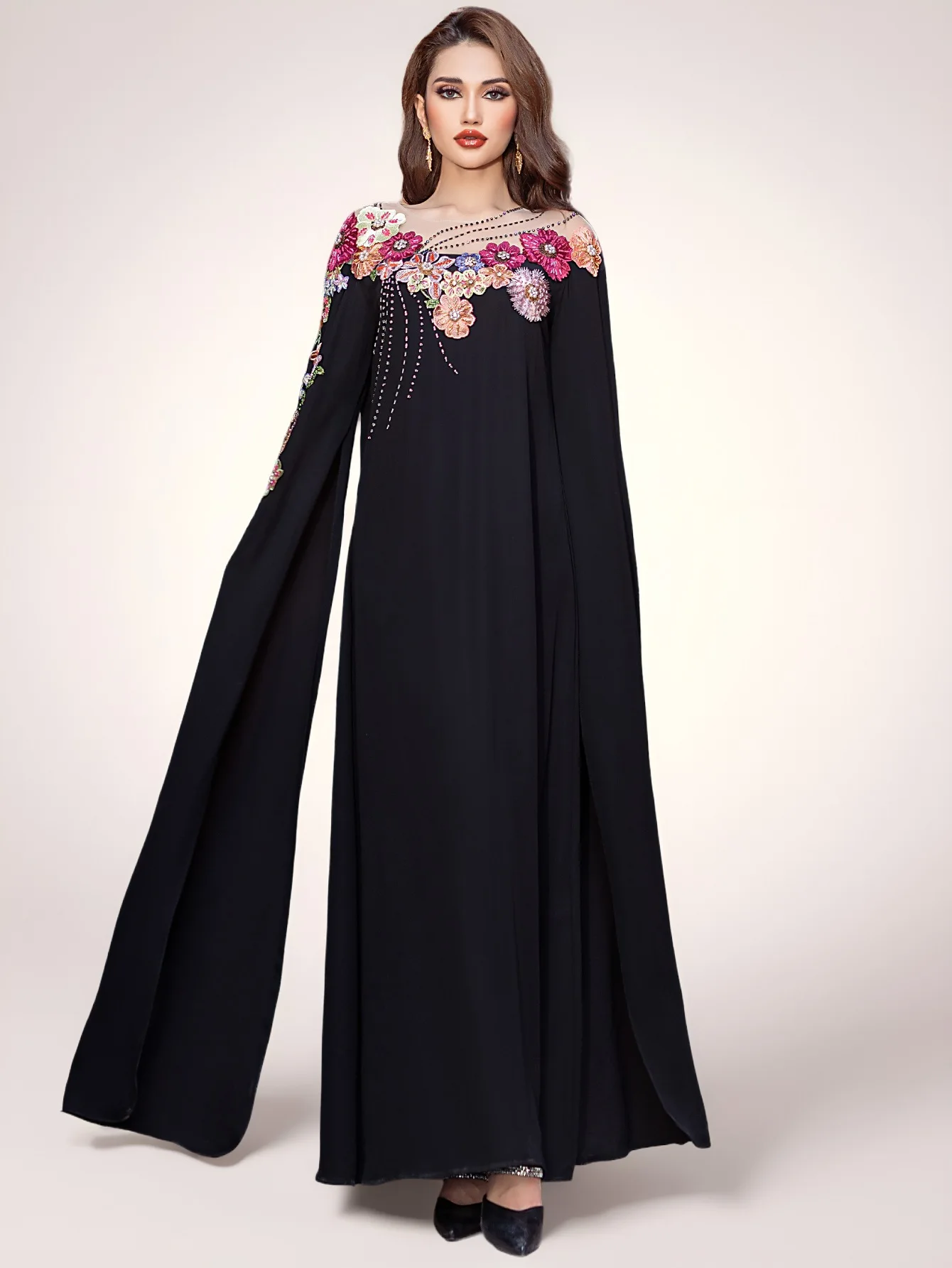 

2025 Luxury Applique Evening Dress Dubai Abaya Women Muslim Kaftan Eid Ramadan Caftan Morocco Femme Robe Vestidos Islam Clothing