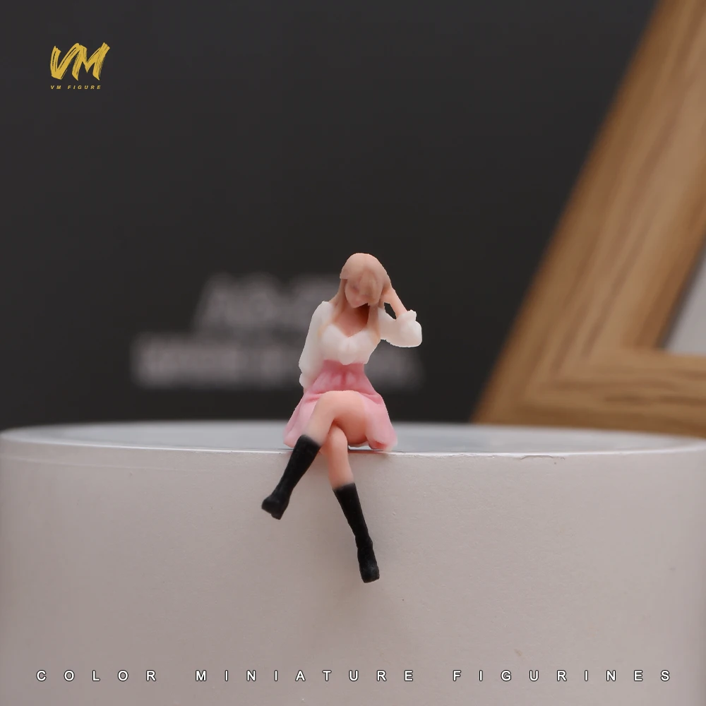 3D Miniatur-Figuren 1/64 Rennfahrerin Professionelle Fotografin Lässiger Mann Mädchen Szenerie-Requisiten Modellansicht Ornamente Fahrzeug-Dekoration – Detail 8