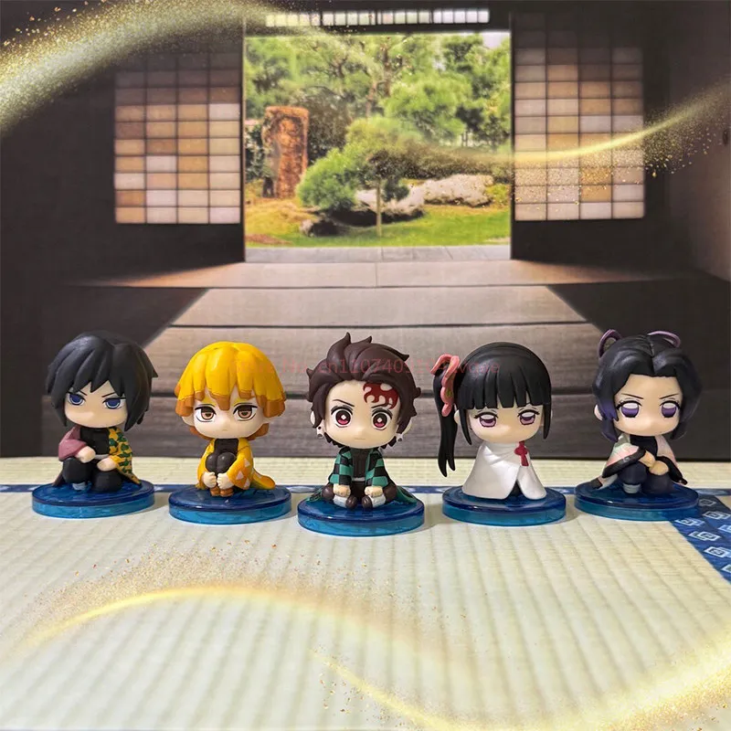 Bandai Original Gashapon Demon Slayer Zenitsu Tomioka Seated Figure Infinity Castle 01 Anime Collectible Toys Ornament Gift