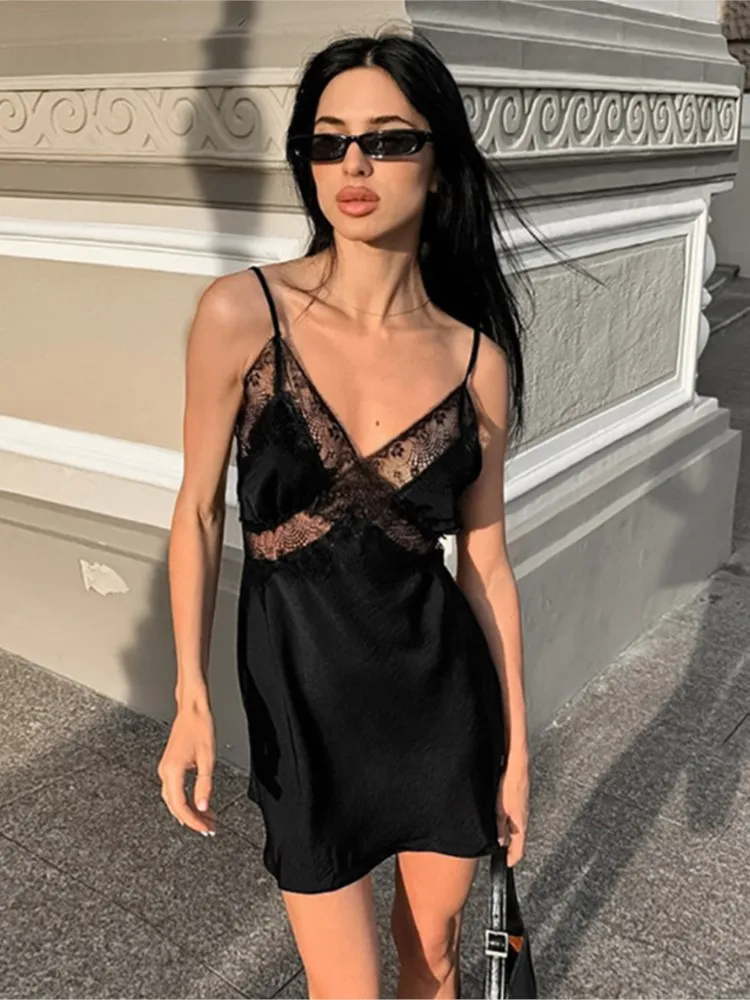 

Dresses 2025 Woman Sexy Satin Inner Sling Lace V-neck Dress Short Dress Holiday Fashion Simple Style Temperament Vestidos Trendy