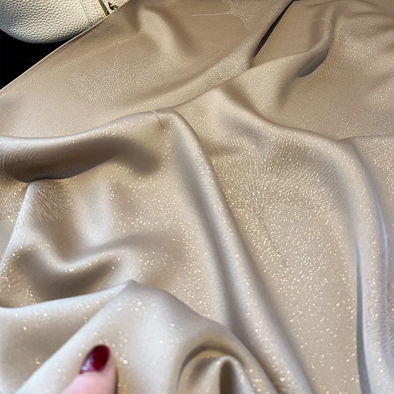 2025 Neueste Malaysia Tudung Bawal Fashion Print Hijab Kopftuch Wraps Premium Voile Weicher muslimischer Schal Sonnenschutz – Detail 8
