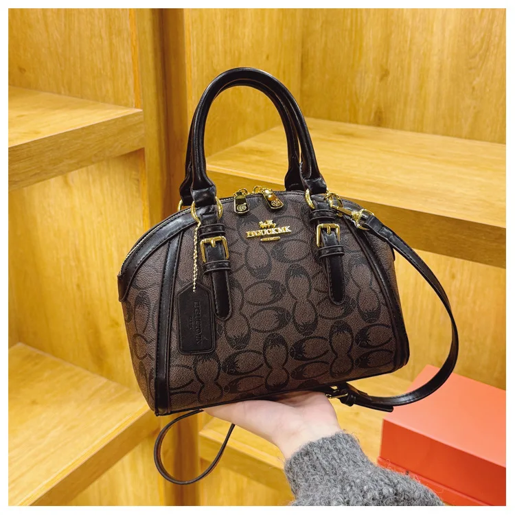 حقيبة يد نسائية عصرية فاخرة بمقبض ريترو حقيبة كروس جلدية مطبوعة ممتازة للنساء حقيبة يد أنيقة على شكل صدفة