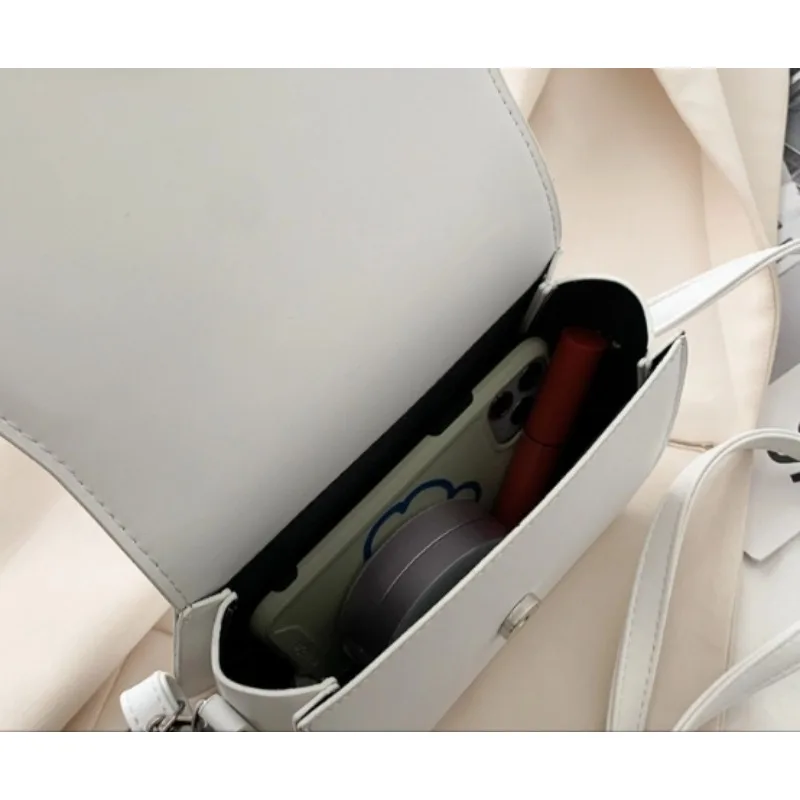 حقيبة سرج نسائية حقيبة كروس للفتيات، موضة صيفية بسيطة، حقيبة كتف أجنبية للنساء