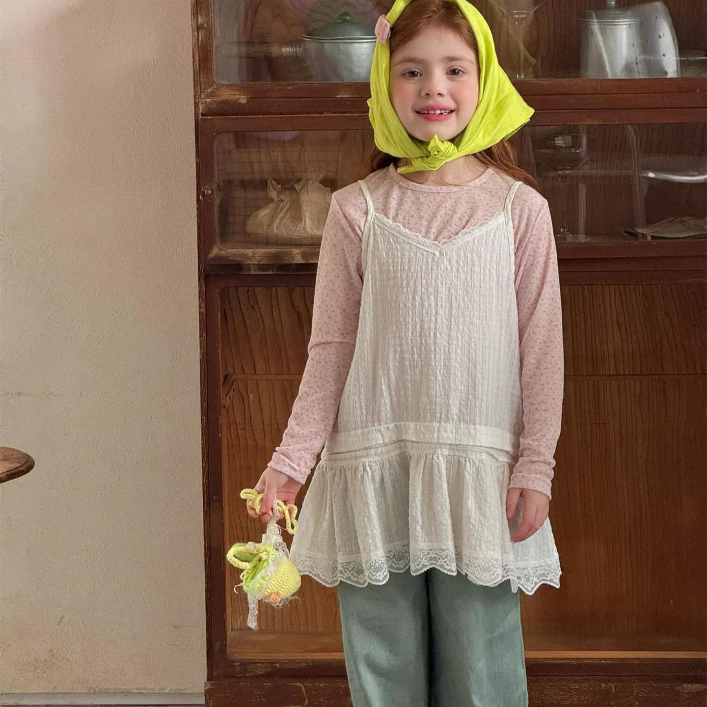 

Новая коллекция 2026: Весенний корейский детский комплект для девочек – топ на бретельках и юбка с кружевными оборками в нежном стиле