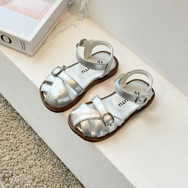 Sandalias de Verano para Niñas, Suela Suave, Correa de Velcro, Antideslizantes, Calzado Informal de Playa para Niños, Color Plateado Beige