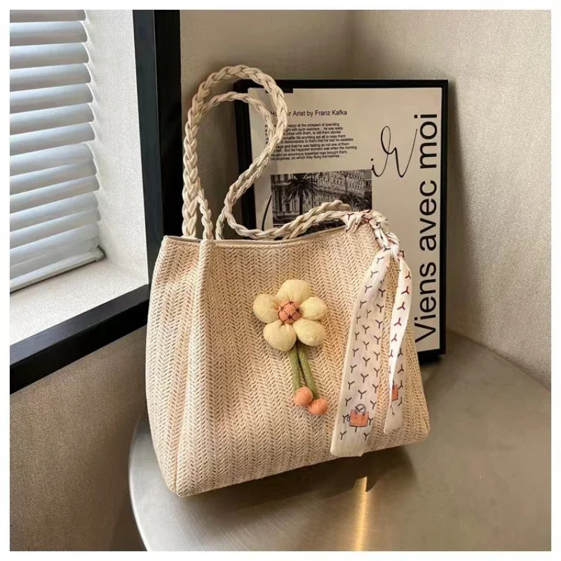 

Fashion Flower Decorated Shoulder Bags for Women g Leisure Commuting Student Tote Bag Simple Large Capacity Rattan Woven Handba