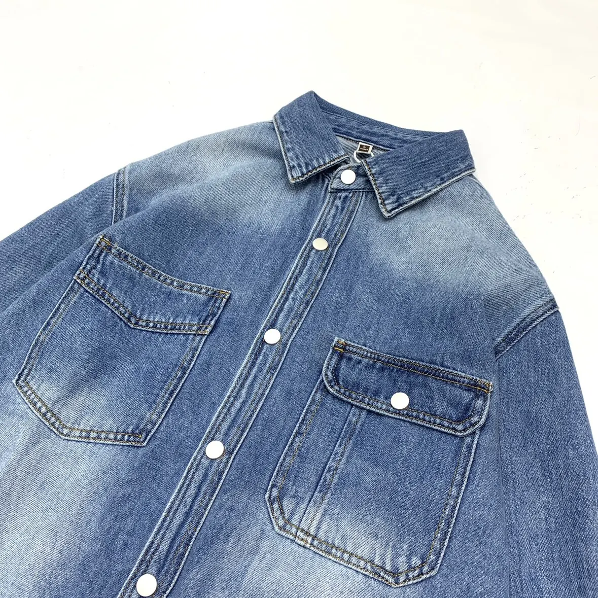 4XL Vintage American Washed Distressed Denim Shirt Unisex Loose Dropped-Shoulder Amekaji 100% Cotton Workwear Jacket for Couples