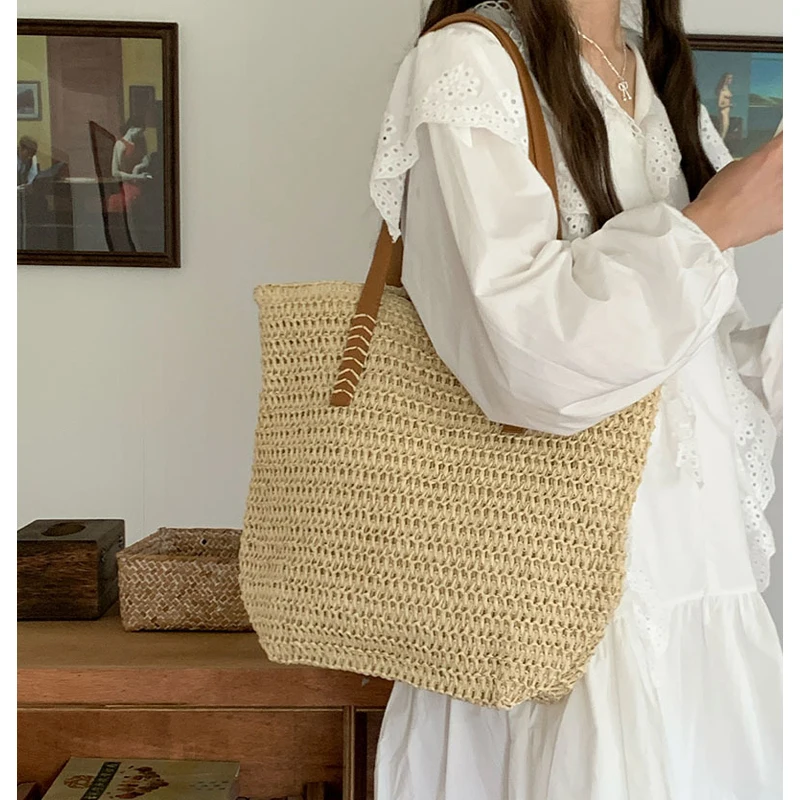

Ladies Summer Large Capacity Straw Woven Bags Women's New Style Western Commuter Shoulder Bag Female Beach Woven Tote Handbag