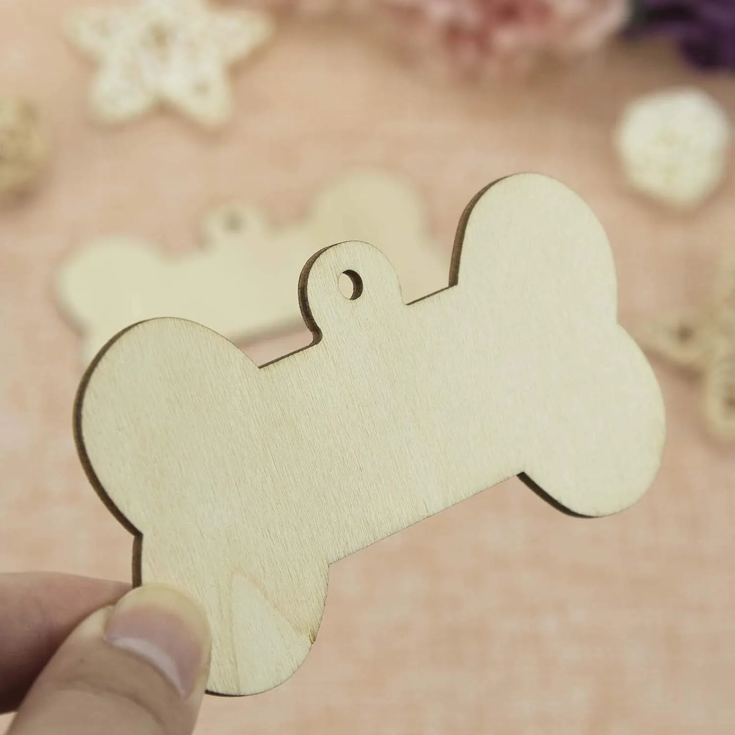 10pcs Bone Shaped Wooden Cutouts Unfinished Wood Dog Bone Wood DIY Craft Embellishments Gift Tags Ornaments Decoration with Rope