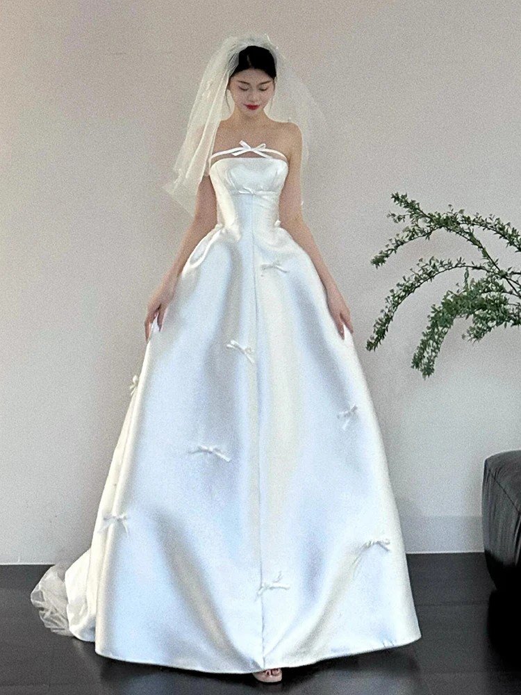 Elegant Satin Bridal Gown with Ribbon Bow Outbound Dress Simple Style Wedding Dress Handmade Flowers mid Waist Long Skirt
