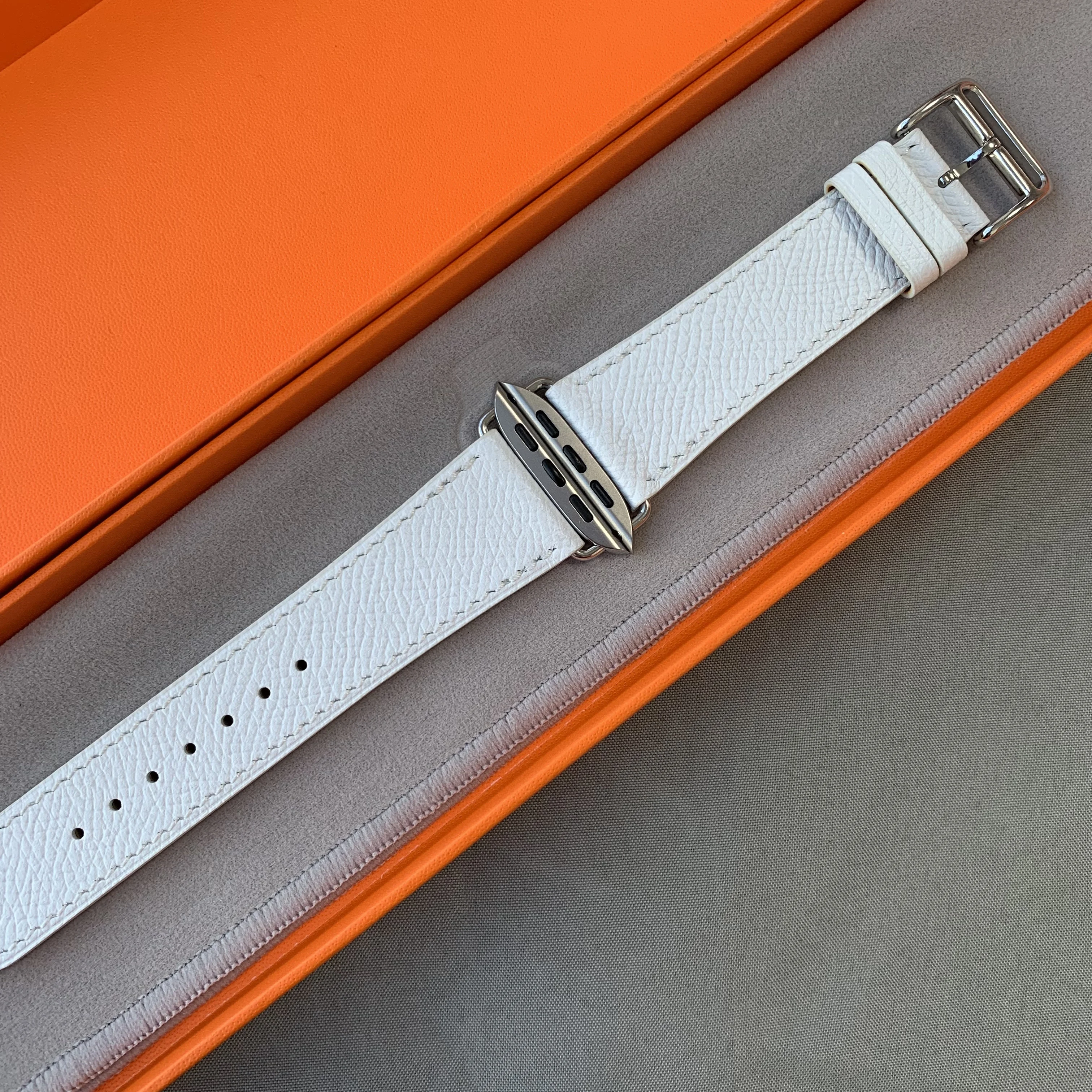 

Кожаный ремешок Kebitt Epsom для Apple Watch Series 11 10 Ultra 3 2 9 8 7 6 Ремешок Iwatch 46 мм 42 мм 41 мм 45 мм 49 мм Браслет