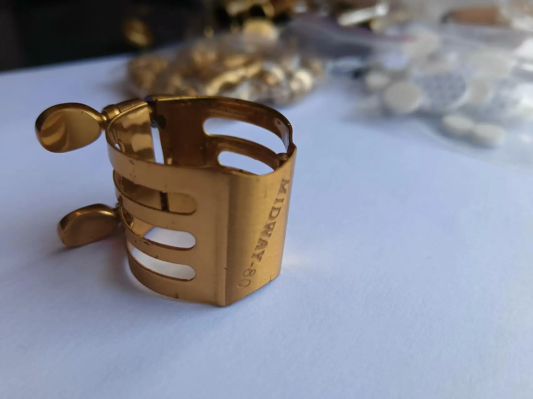 

Alto saxophone clip is suitable for blowing nozzles made of laminated wood