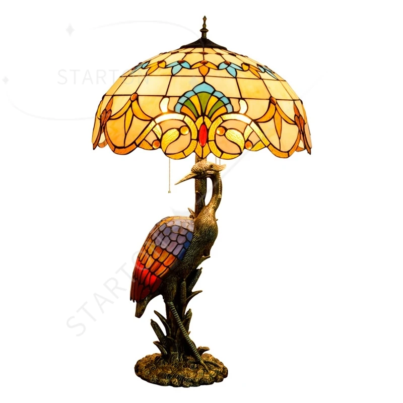 Baroque Glass Decorative Table Lamp Tiffany Church Glass Classic Living Room Lamp Retro Crane Art Table Lamp