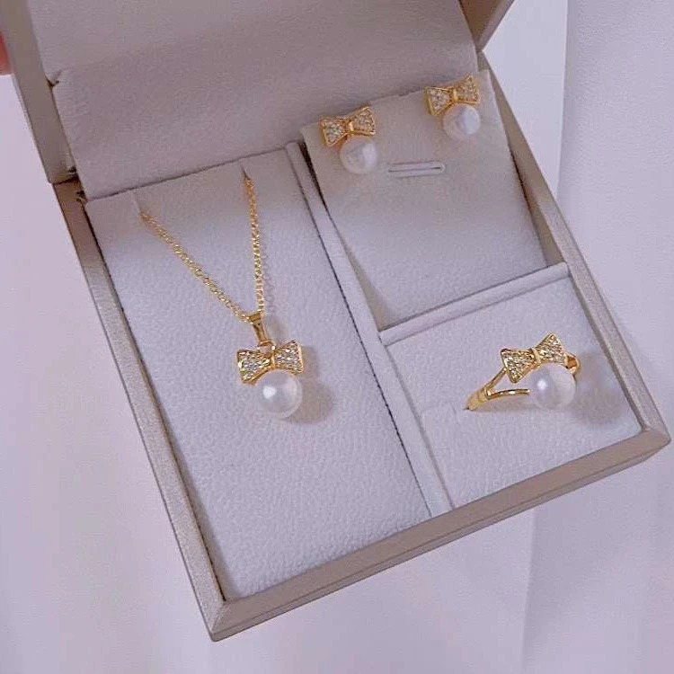 

Комплект из колье и серёг, с жемчугом, 6-8 мм