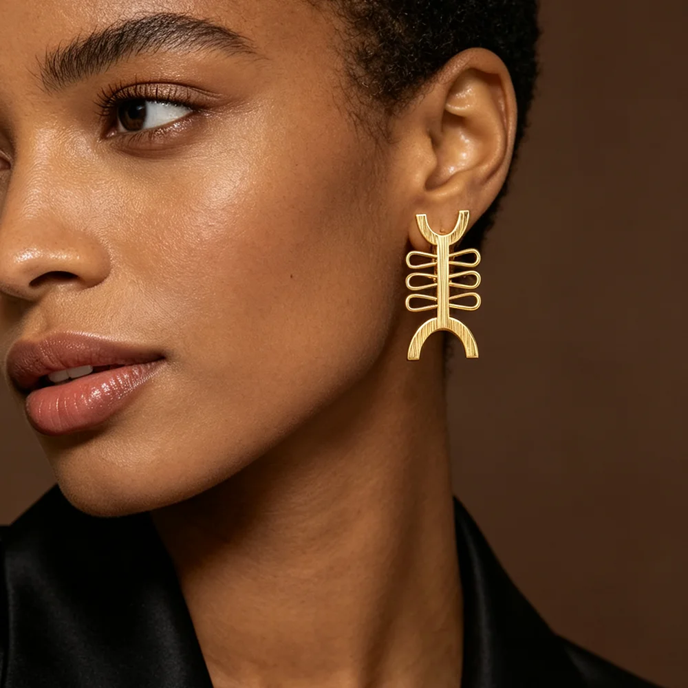 18K vergoldetes Tribal-Geometrisches Hohles Statement-Ohrringe & Ring-Set für Damen Luxus Hochzeit Braut Party Accessoires Geschenk – Detail 4